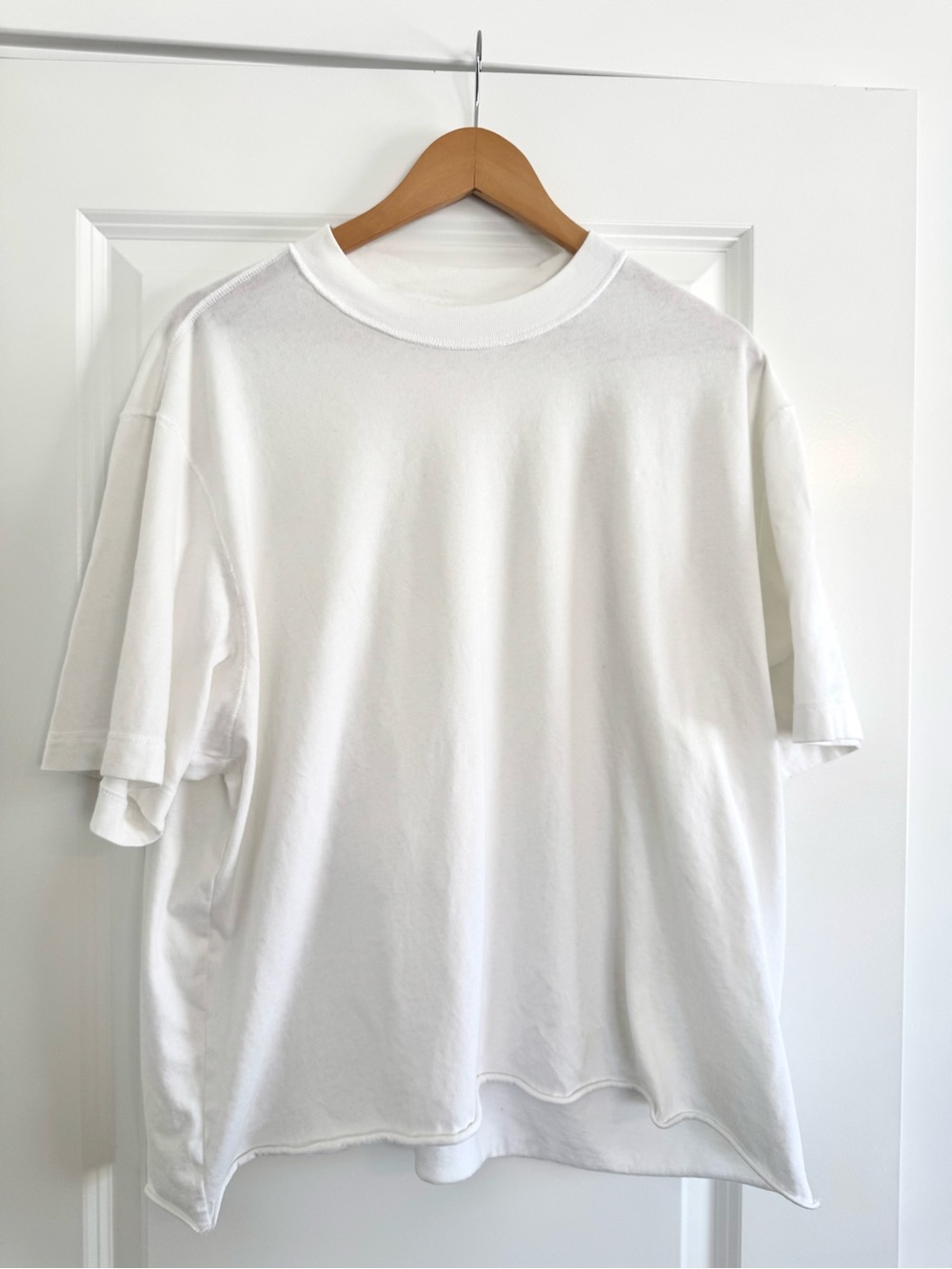 Abercrombie & Fitch White Short Sleeve Crewneck Tee - Cropped
